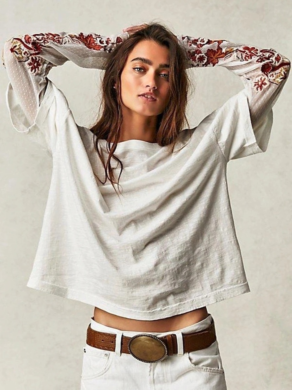 Free People Gardener T-shirt large Embroidered White Long Sleeve Top Like New
